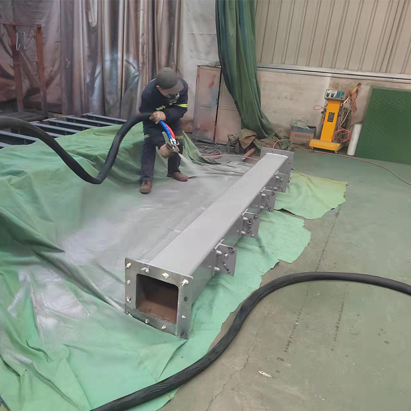 礦山設備防腐噴涂